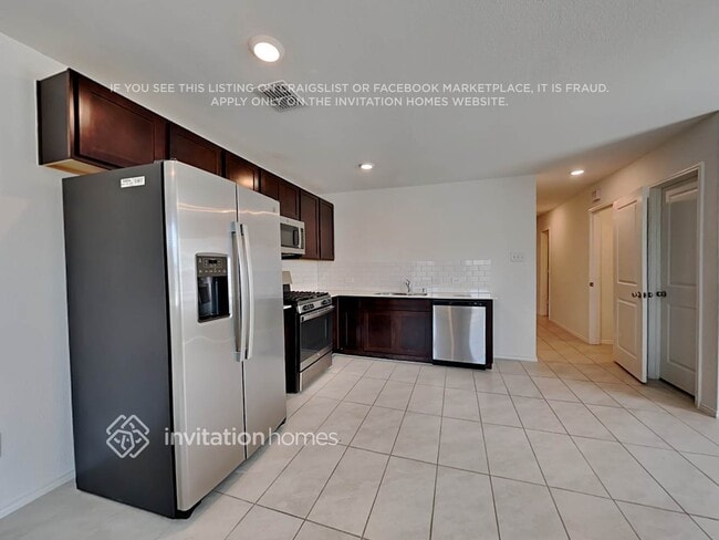 Building Photo - 3034 Wallace Wls Ct