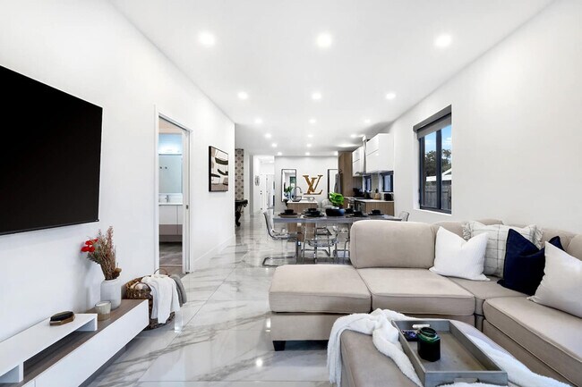 Foto del edificio - 826 SW 14th Ct