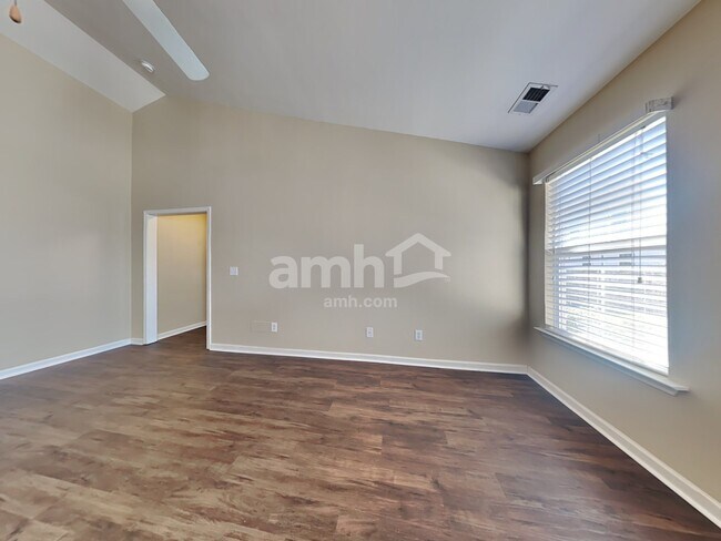 Building Photo - 317 Drayton Place Drive
