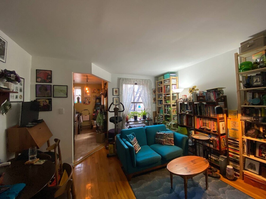 Primary Photo - 443 Hicks St