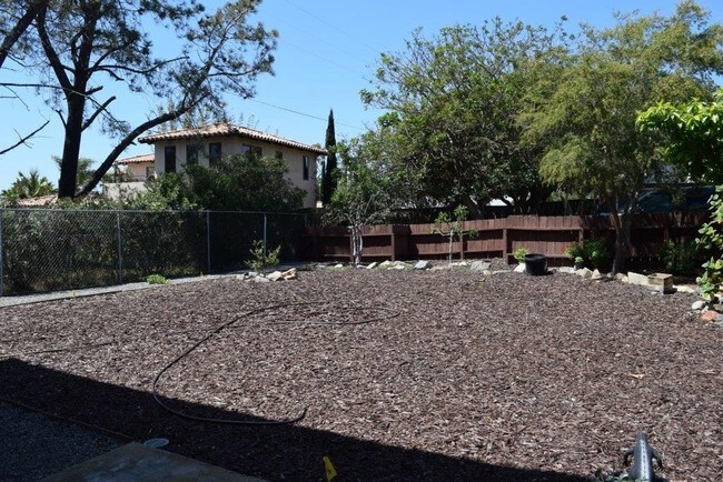 Building Photo - 4 br, 3 bath House - 912 BONITA DRIVE