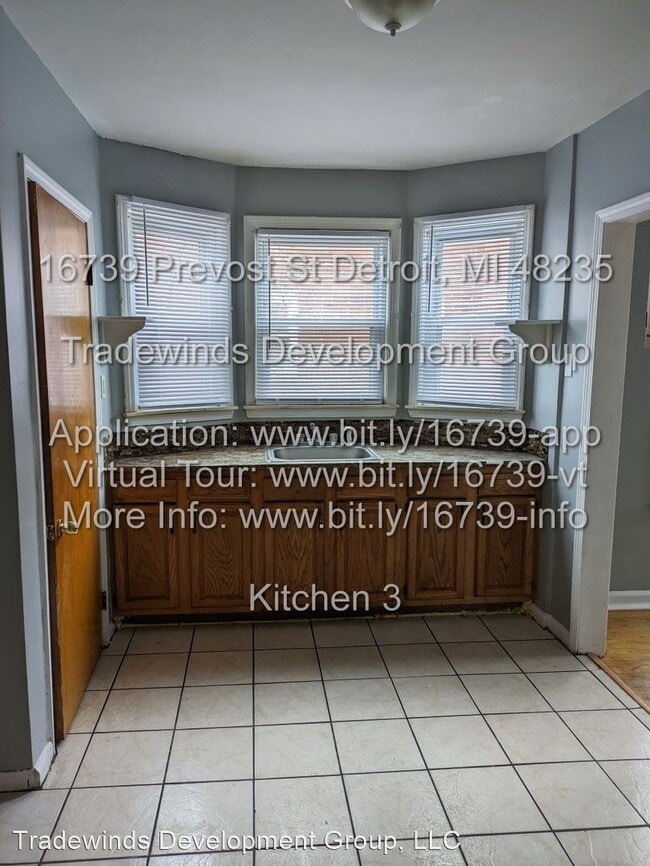 Building Photo - 4 br, 1 bath House - 16739 Prevost St