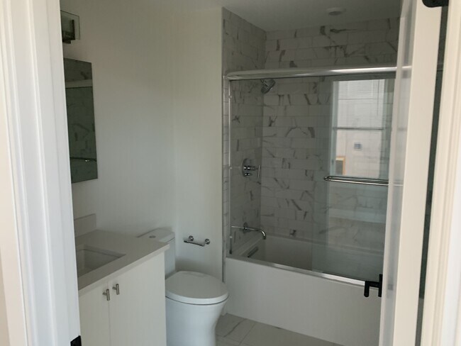 Foto del edificio - 198 Green St