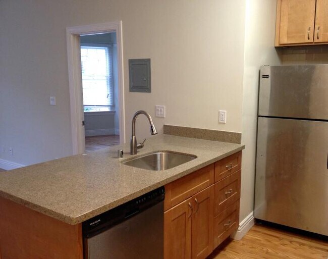 Foto del edificio - 2 bedroom in San Francisco CA 94117