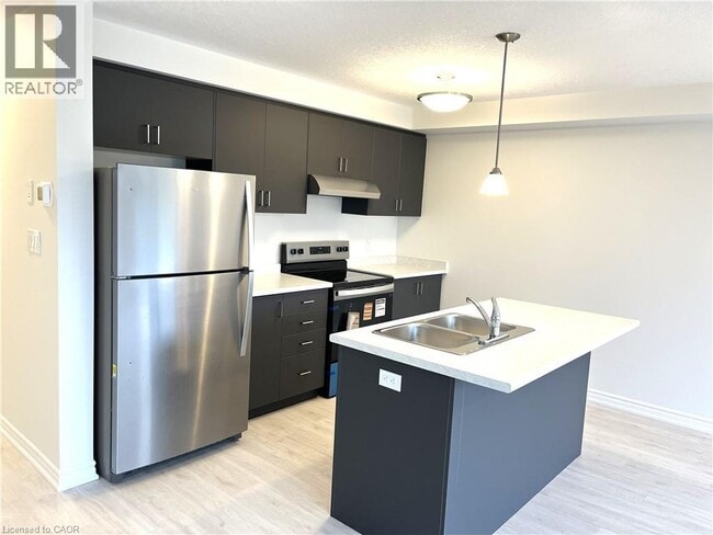 Building Photo - 375 Benninger Dr