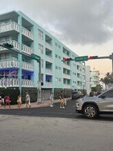 Building Photo - 701 Collins Ave