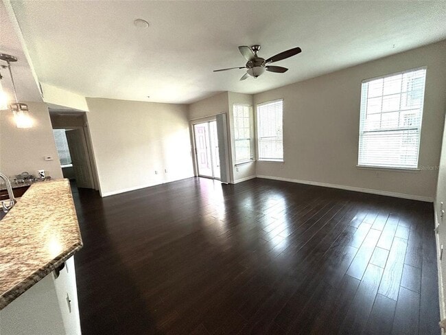Building Photo - 2015 Erving Cir