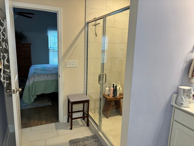 Foto del edificio - 106A Arnette Dr