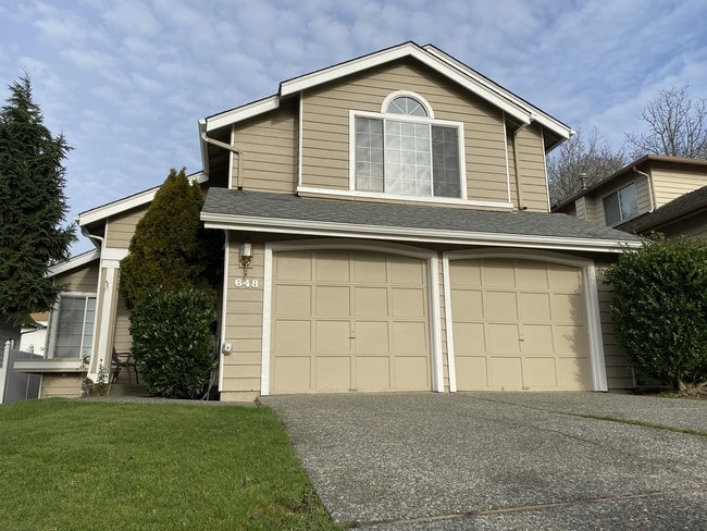 Building Photo - 648 S 32nd Pl