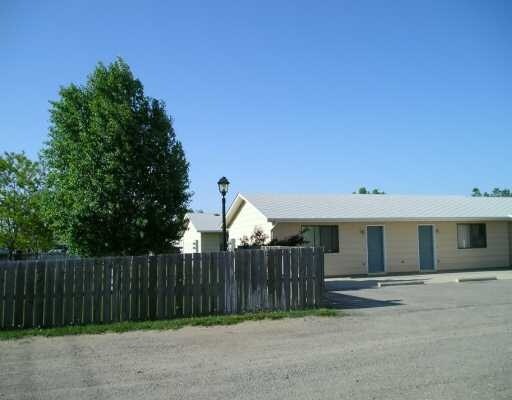 Primary Photo - 1439-1447 Flathead St