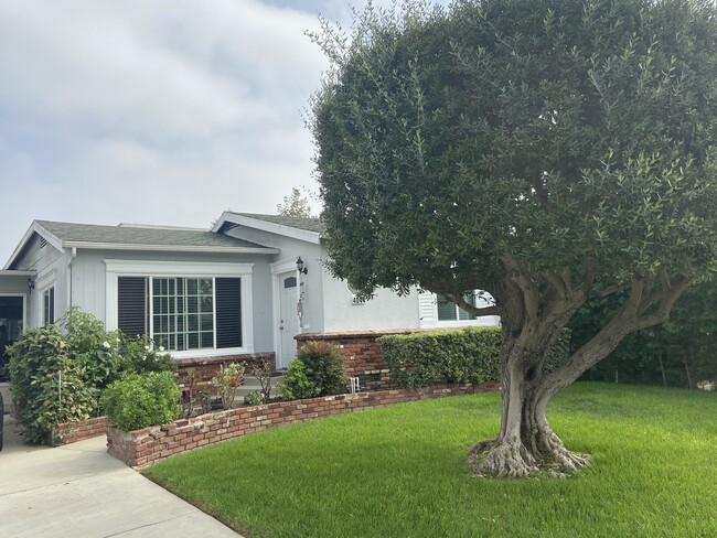 Main house view from the street. - 4044 Marcasel Ave