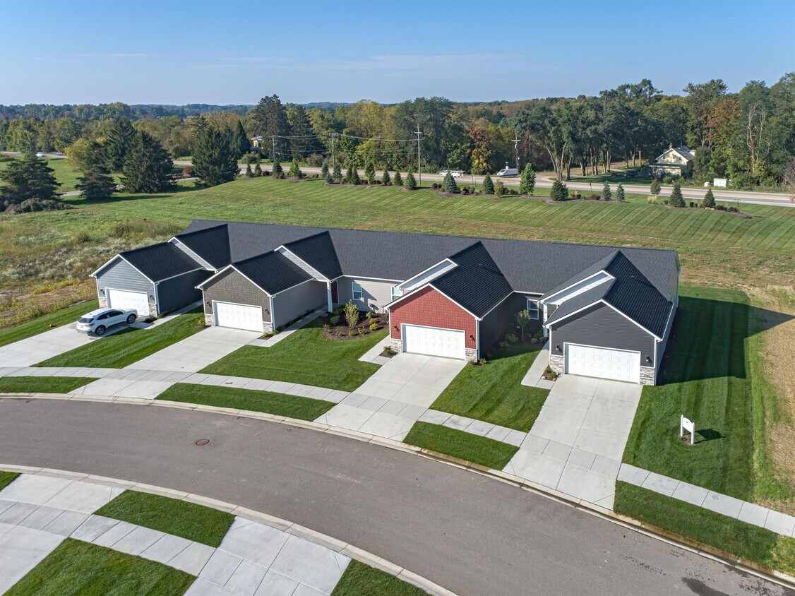 204 Percy Dr, Howell, MI 48843 Townhome Rentals in Howell MI