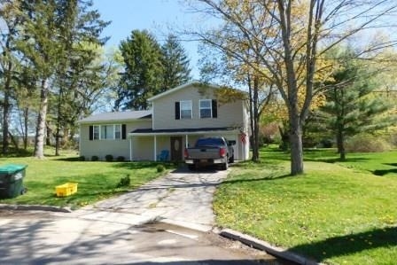 Foto principal - 201 Imperial Ct