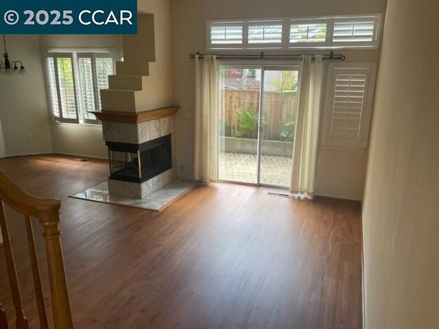 Foto del edificio - 1328 Shell Ln