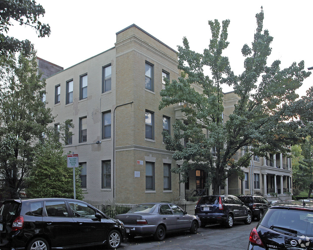 Carol ¡Avenue Apartaments - Carol Montrose Apartments