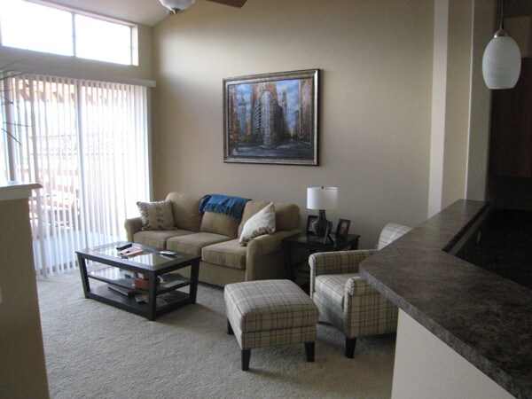 Foto principal - 8520 Gold Peak Dr
