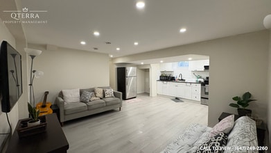 Building Photo - 4470 Pinedale Dr