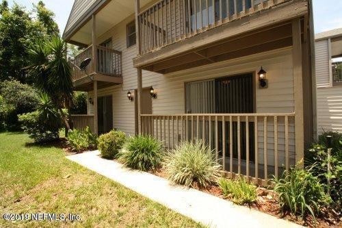 Building Photo - 2300 Twelve Oaks Dr