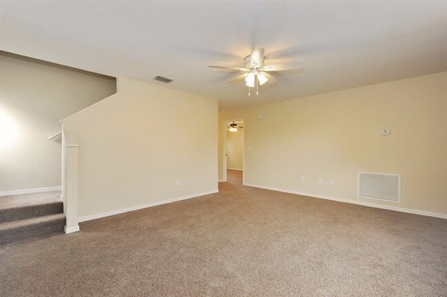 Building Photo - 22724 Saint Thomas Cir