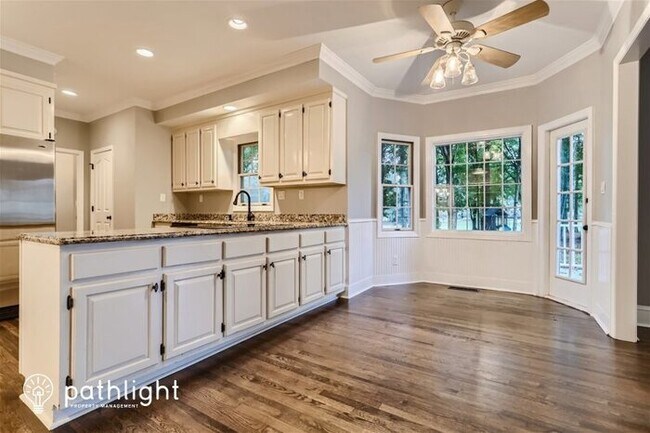 Building Photo - 53 Clubview Drive, Newnan, GA, 30265