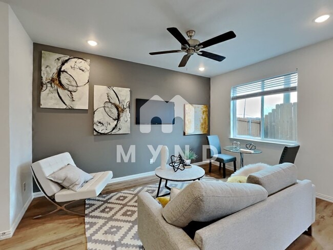 Foto del edificio - 1103 Boxwood Ln