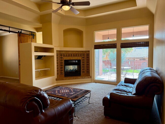 Foto del edificio - 1642 N Great Basin Dr
