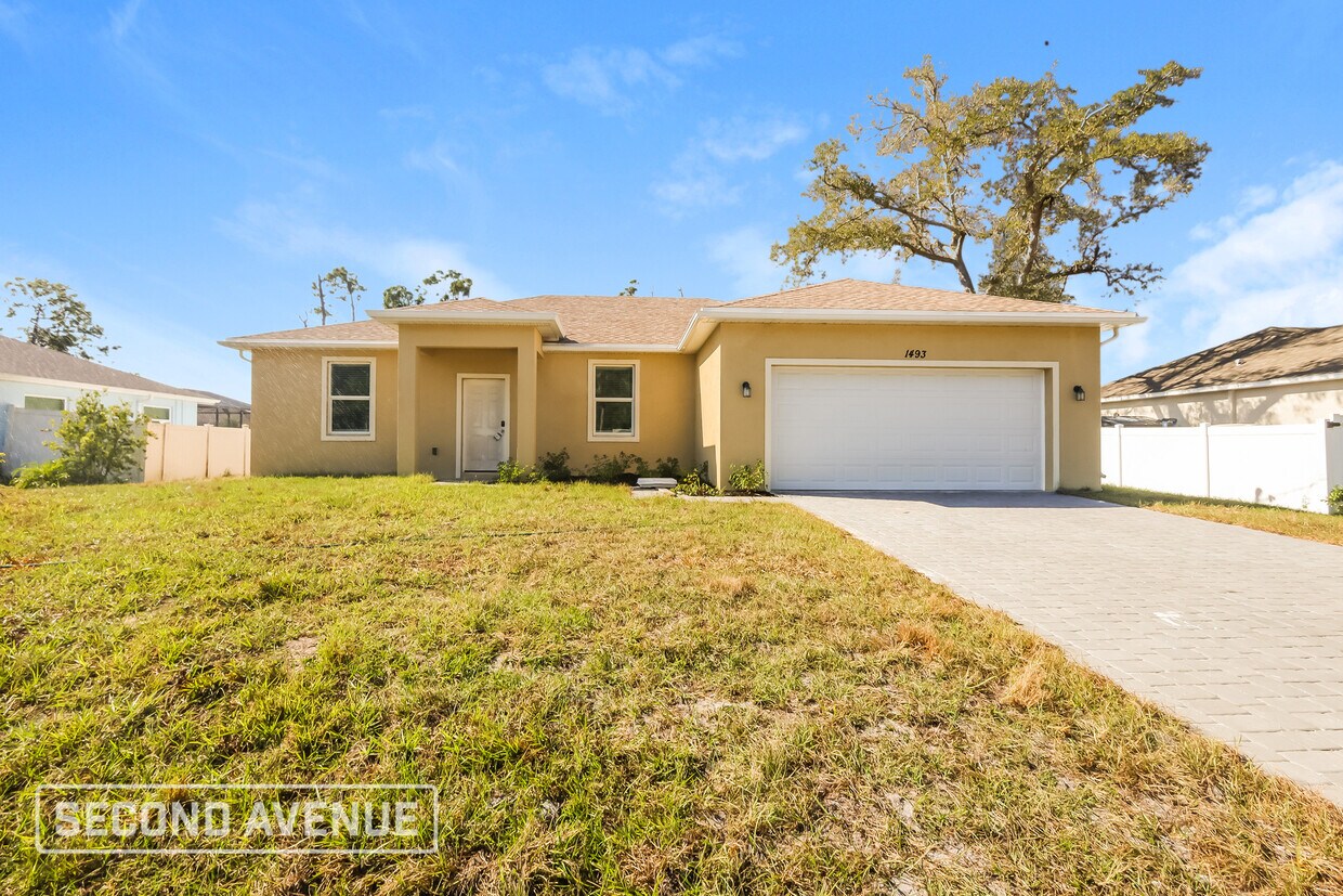 Foto principal - 1493 Oregon Ln