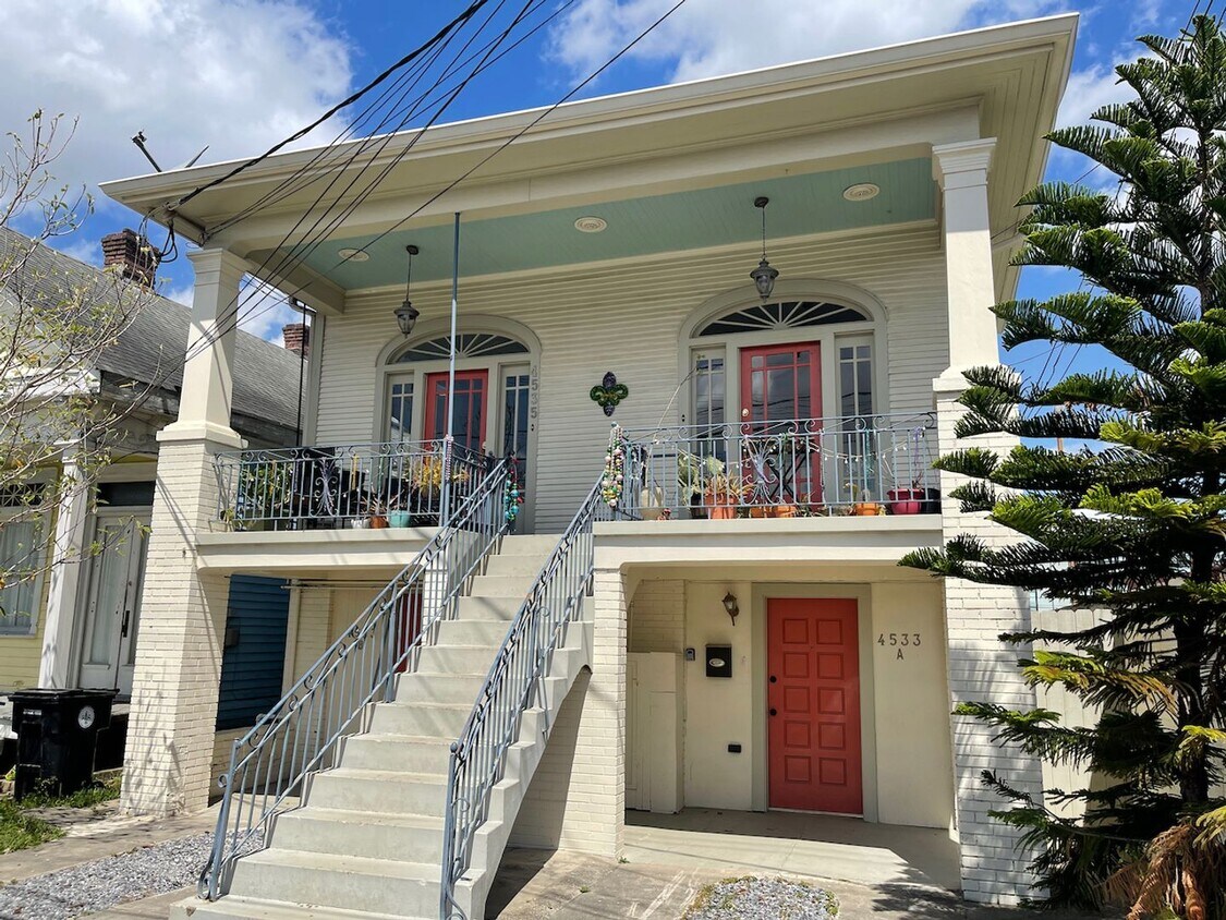 Foto principal - 4535-4535 Lasalle St