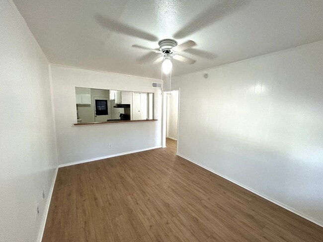 Photo - 520 Prado St Apartment