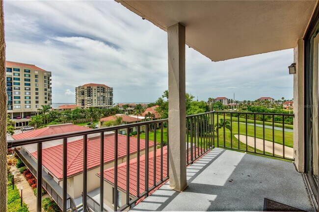 Building Photo - 6269 Palma Del Mar Blvd S
