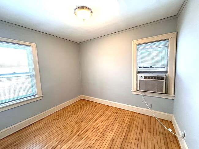 Building Photo - 1506 S 81st St