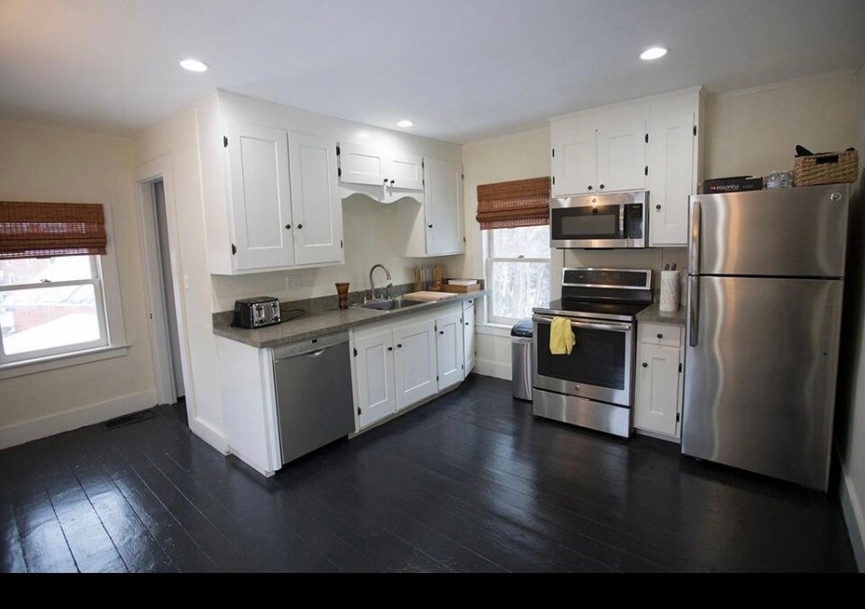 Foto principal - 119 Summer St