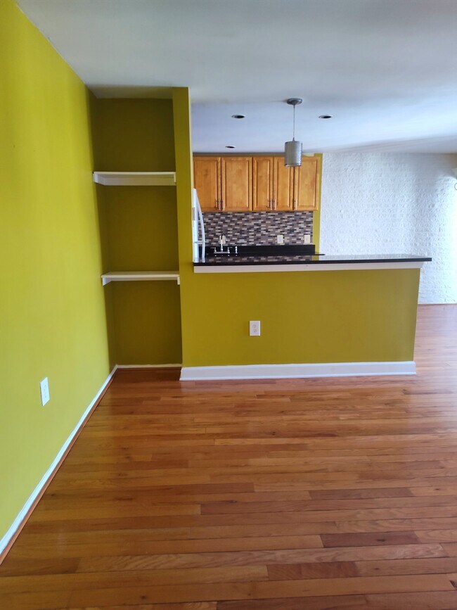 Foto del edificio - 1806 Metzerott Rd