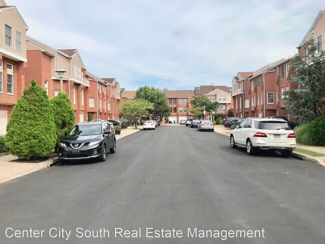 Foto del edificio - 3 br, 2.5 bath House - 3238 S. Smedley St