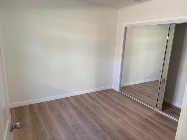 Bedroom - 616 Alexander St