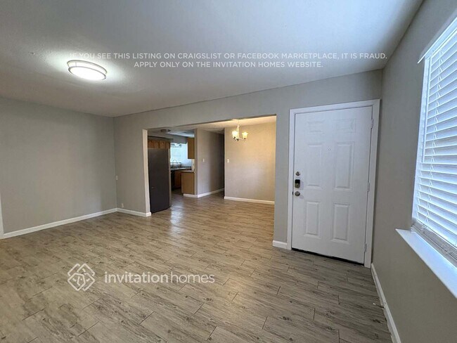 Building Photo - 102 Whitham St