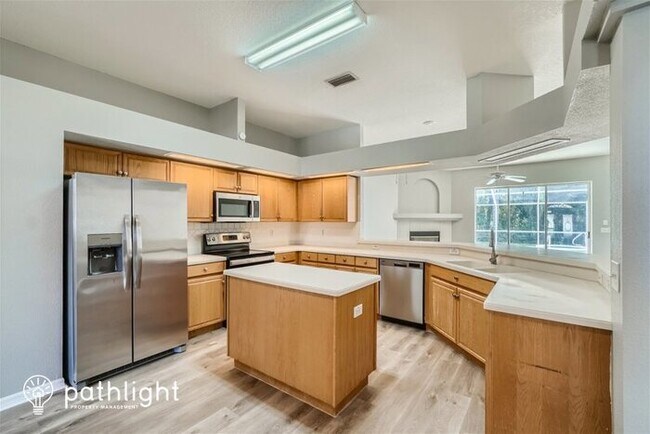 Building Photo - 1252 Highwood Pl, Wesley Chapel, FL, 33543