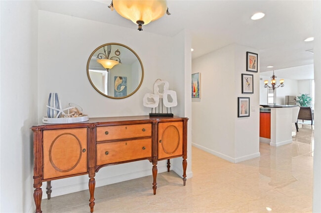 Foto del edificio - 2650 Lake Shore Dr