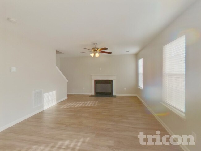 Foto del edificio - 1467 Eschol Ln NW