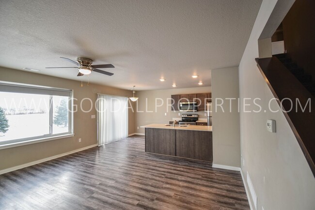 Foto del edificio - 3 Bedroom 2.5 Bathroom Home in Waukee