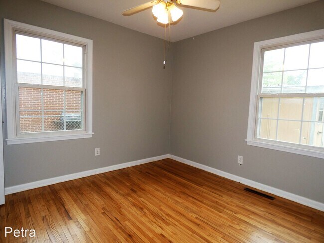 Building Photo - 3 br, 1 bath House - 311 Alexander Dr