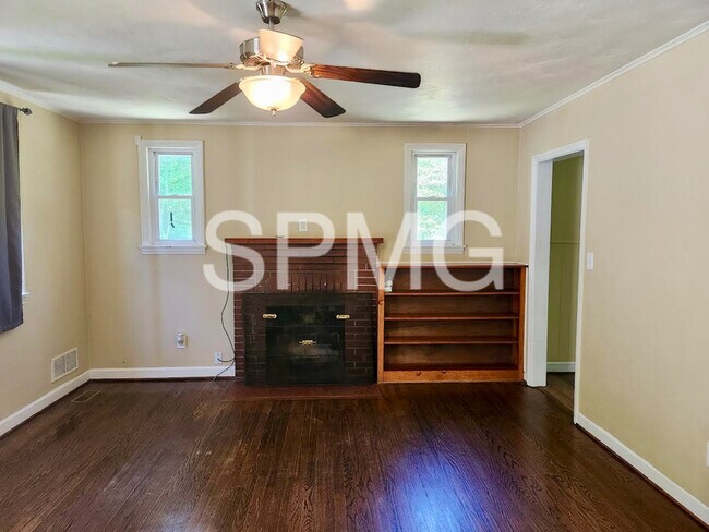Building Photo - 2329 Catawba Valley Drive