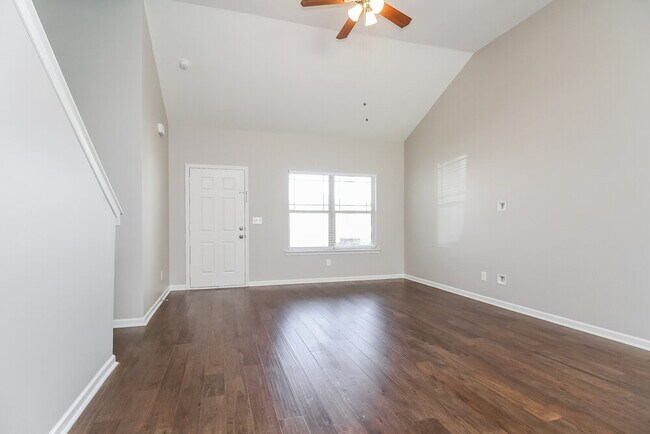 Foto del edificio - 1705 Porchrest Way