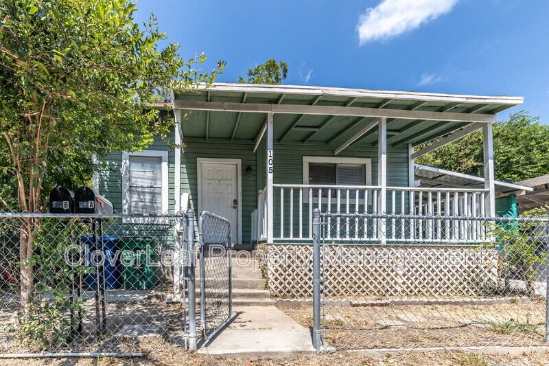 Foto principal - 105 Dewitt St
