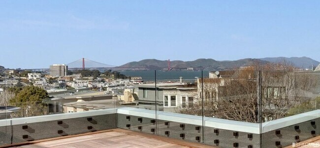 Foto del edificio - 333 Lombard St