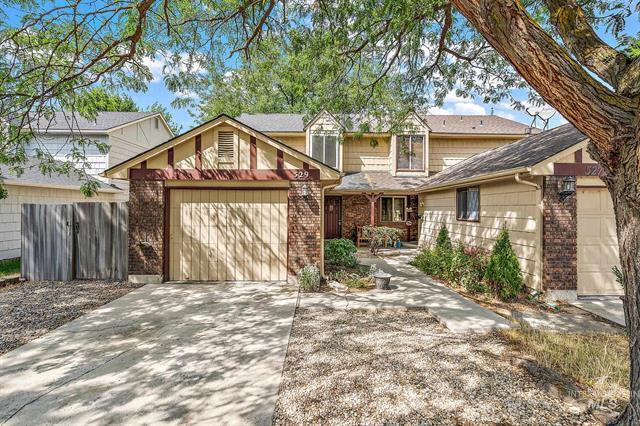 Building Photo - 529 S Beach St