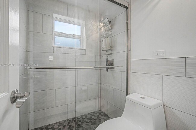 Foto del edificio - 5910 SW 62nd Terrace