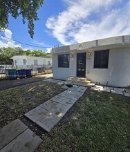 Building Photo - 1281 NE 110th St