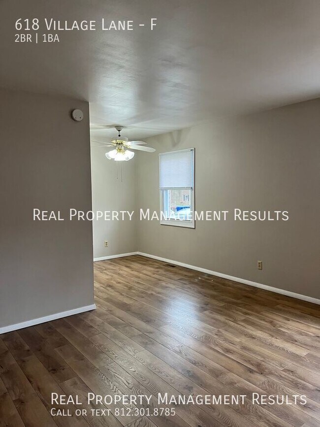 Foto del edificio - 618 Village Ln