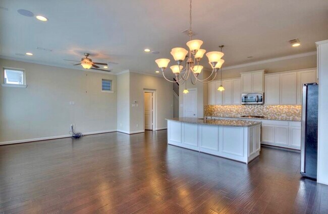 Foto del edificio - 1804 Cavanal St